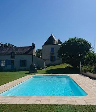 Tour De Bablou - Insolite Allouis Luaran gambar